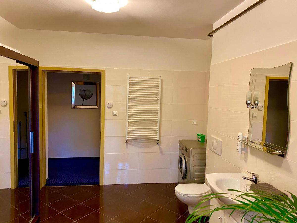 Las Slupski Premium Apartament Nr6 Wifi Netflix Smart Tv50 Two Bedrooms Two Extra Large Double Beds Up To 6 People Full Pleasure Quality Stay (Adults Only) Екстер'єр фото